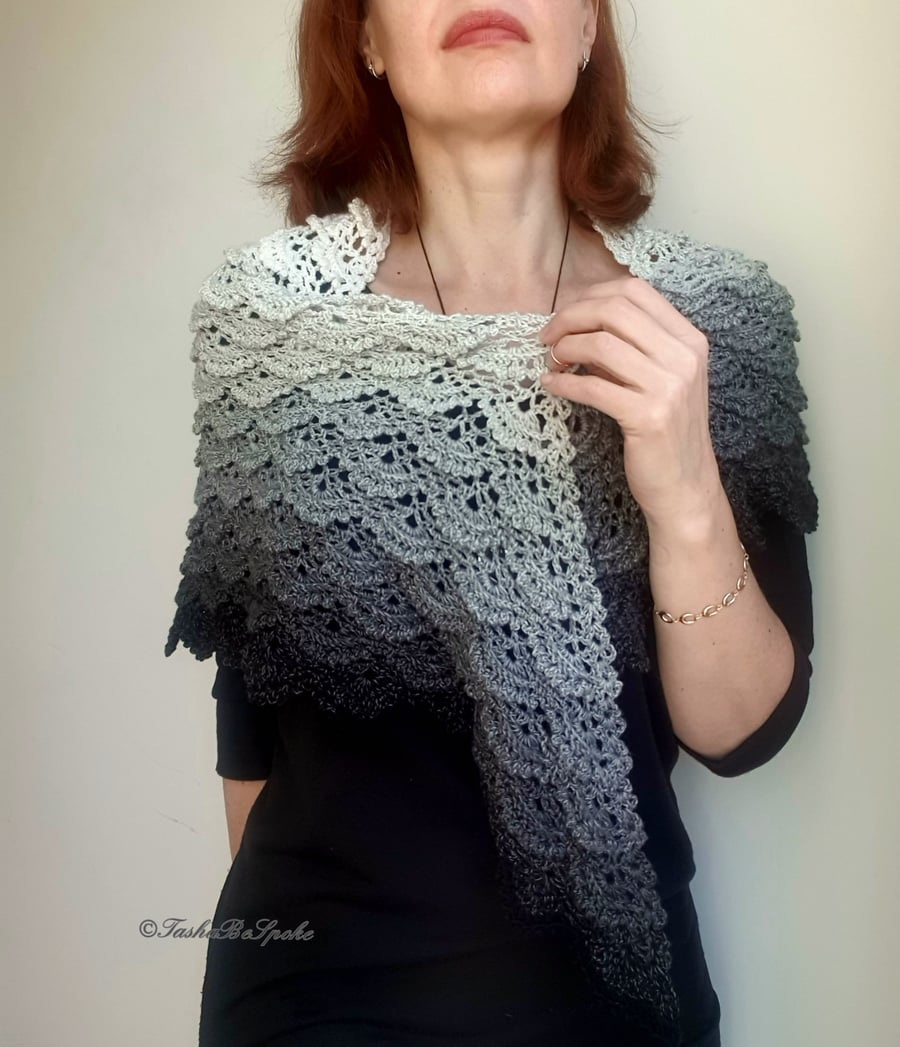 Crochet shawl, Triangular cotton shawl, Shoulder wrap, Gift for women 