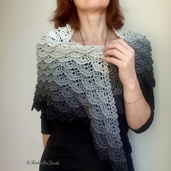 Crochet shawl, Triangular cotton shawl, Shoulder wrap, Gift for women 