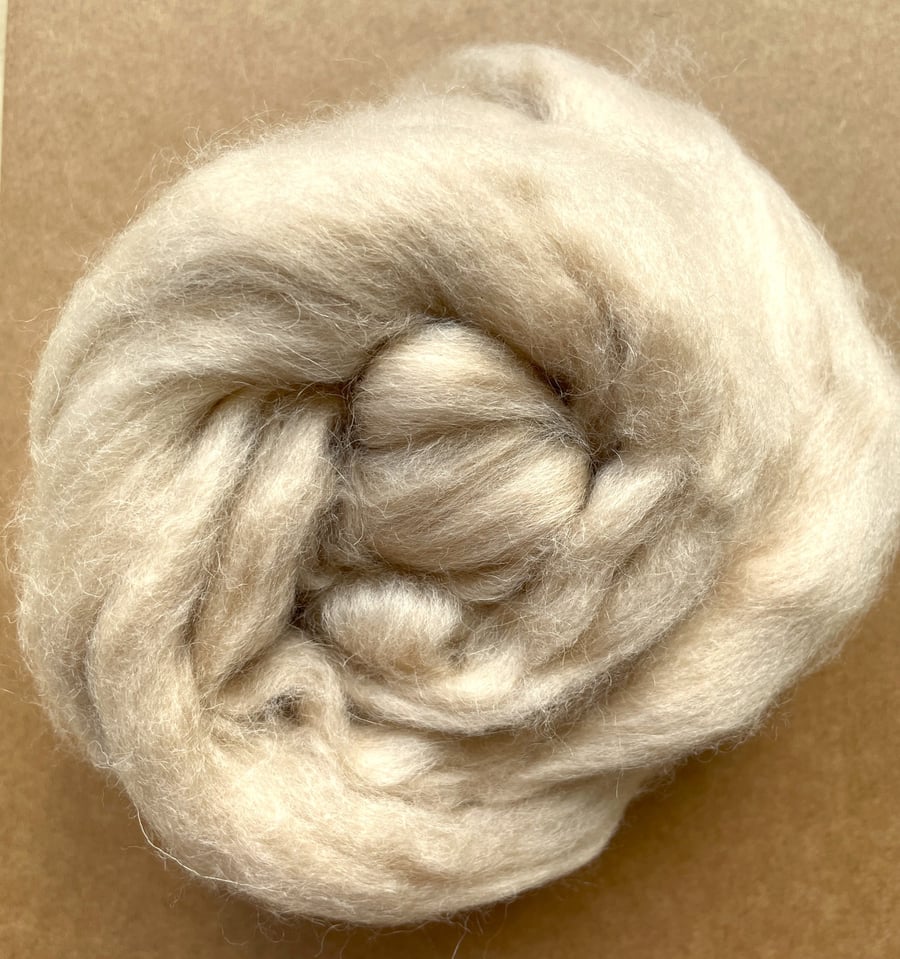 PURE BABY CAMEL FIBRE TOP – CREAM 50g