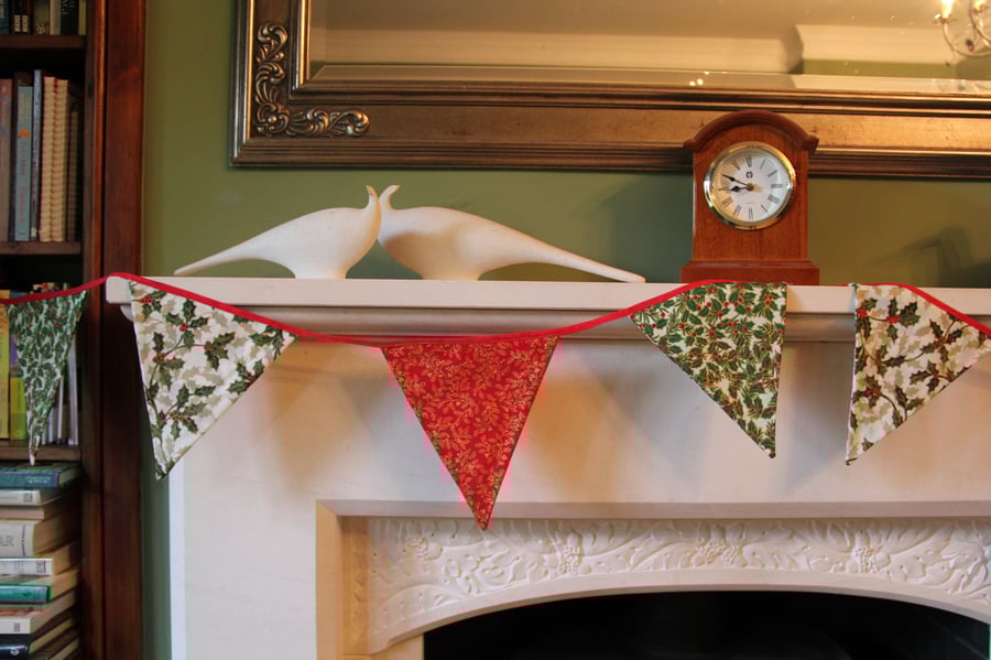 Three Hollies Bunting