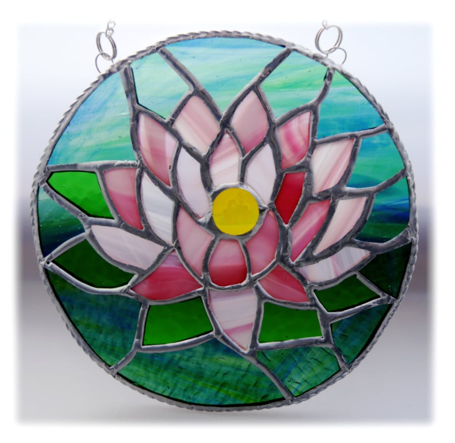 Waterlily Suncatcher Stained Glass 004 Pink