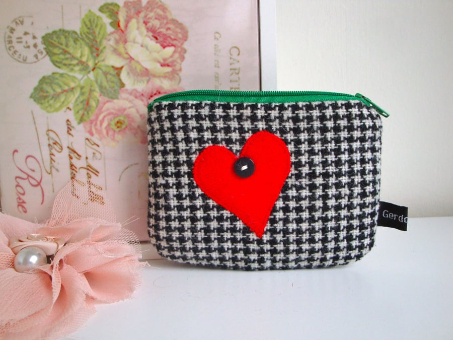 SALE Handmade Wool Coin Purse - appliqued red heart 