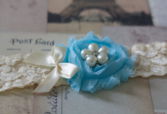 NURIA: Sky Blue Wedding Garter. Pearl Flower Button 