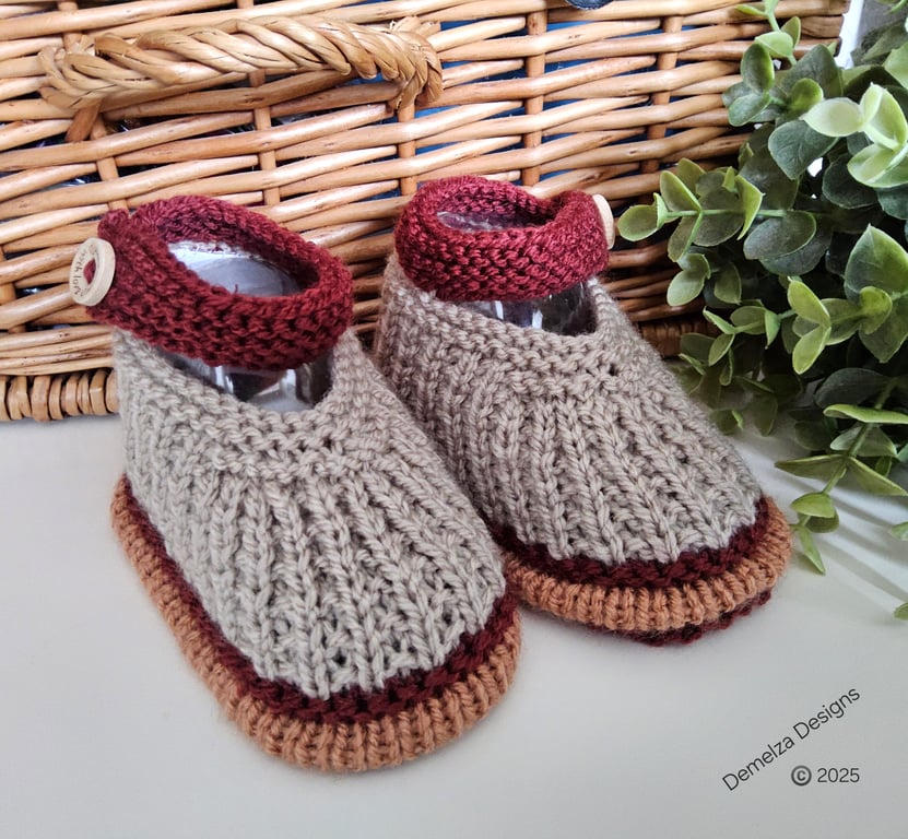 Designer Baby Boy's Hand Knitted Shoes   3 - 6 months size