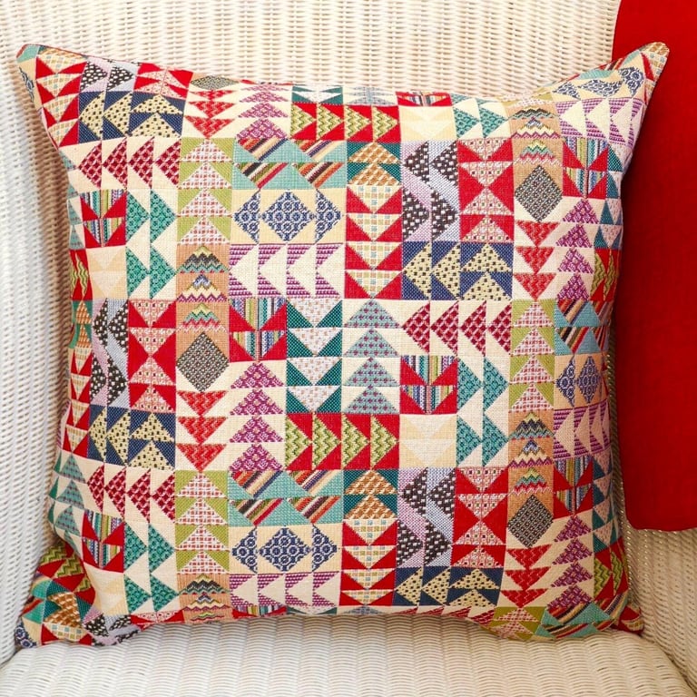 Cushion Cover: Tapestry Arrows design Red reverse 17"(43cm)