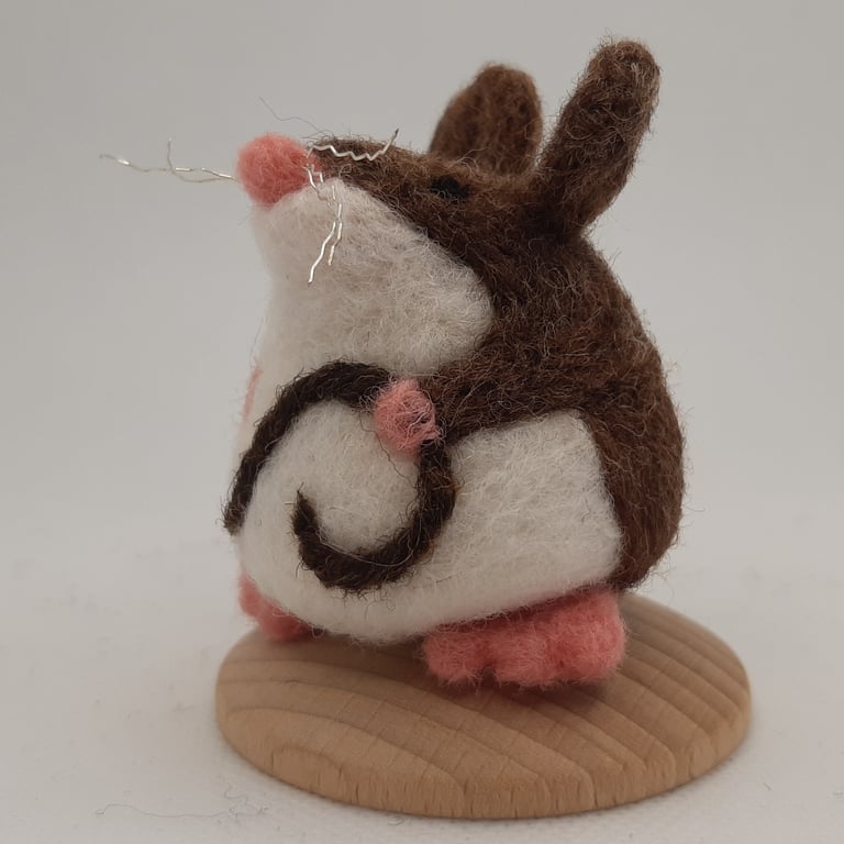 Fattus Rattus - needle felted brown rat mouse ornament