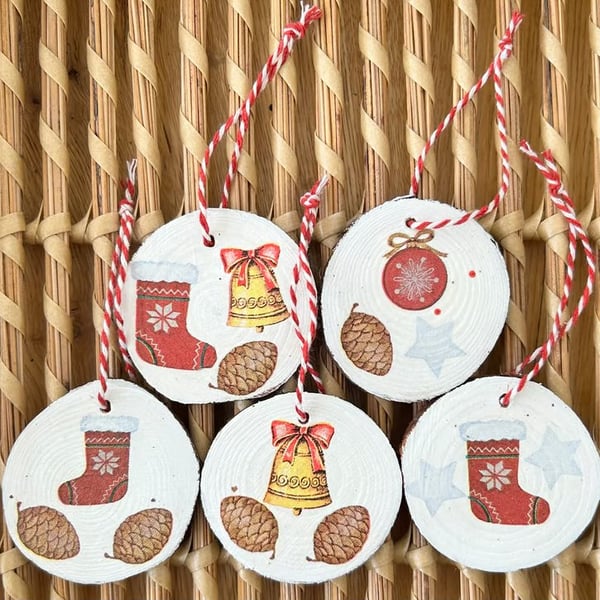 Wooden Christmas decorations - set of 5 decoupage ornaments - tree decorations