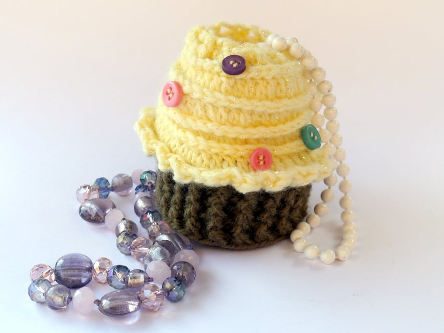 Crochet Cup Cake Bag