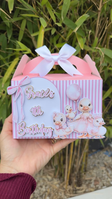 6 Personalised Duck theme party boxes, party bags