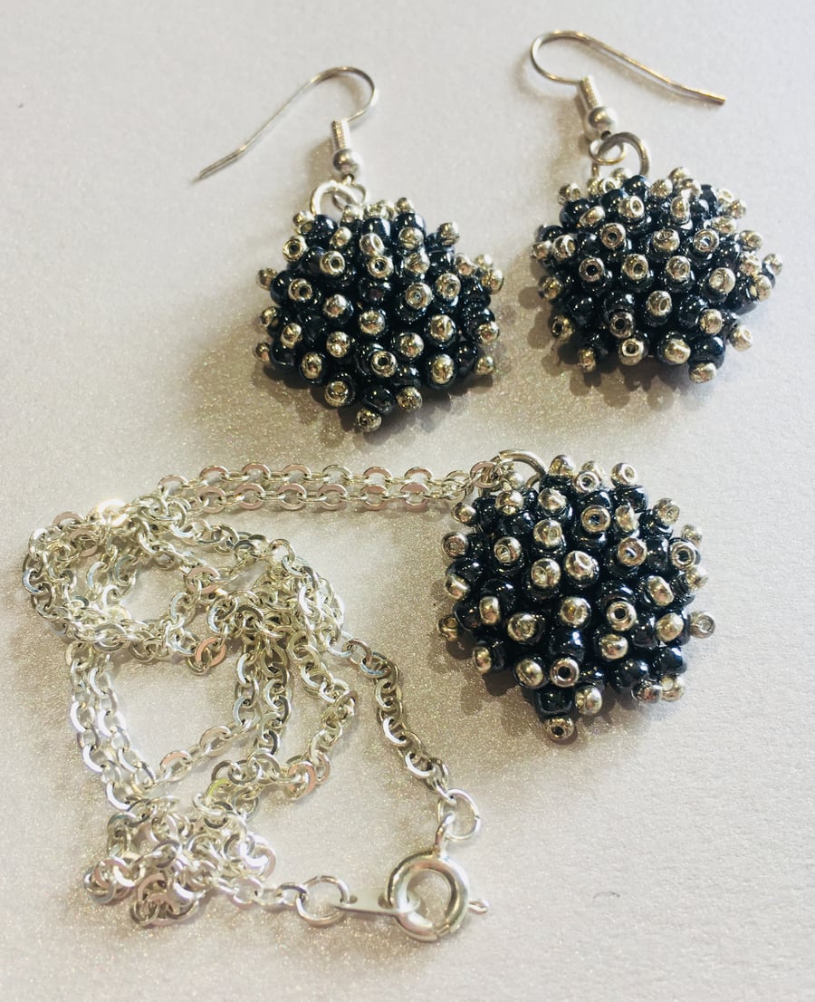 Bead Burst Necklace & Earrings