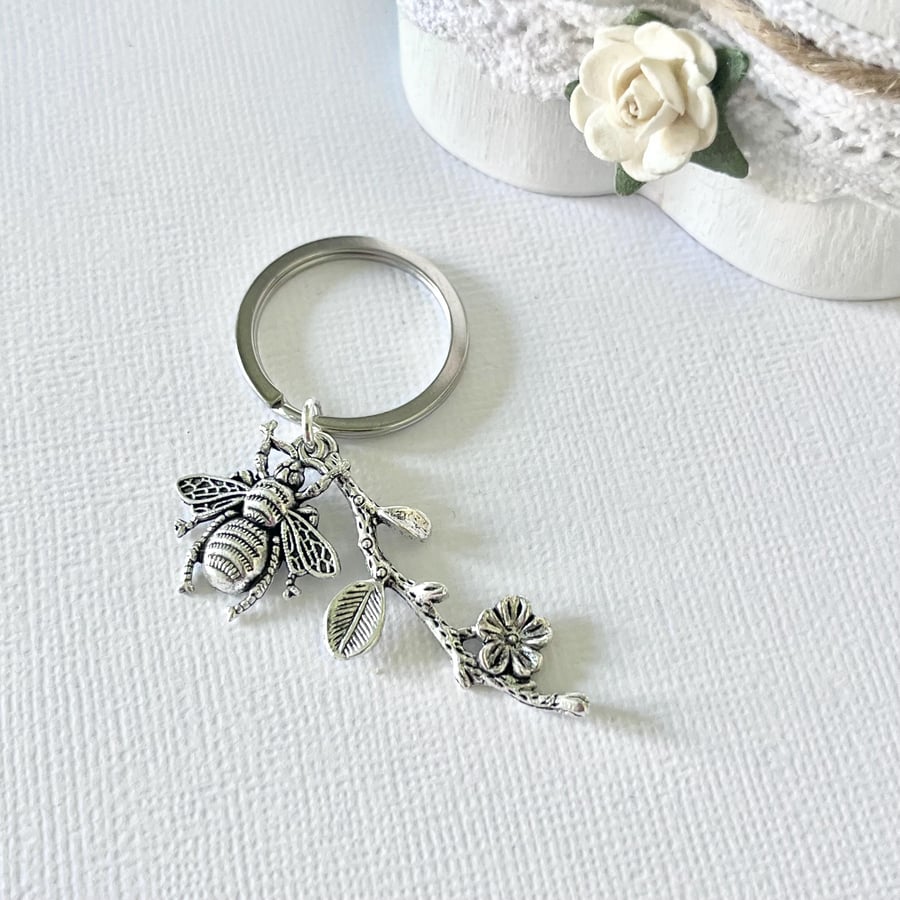 Bumble Bee Keyring with Flower Charm - Sweet Bee Gift for Bee Lovers.