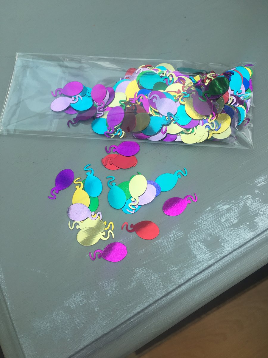 Multicoloured balloon shaped table confetti