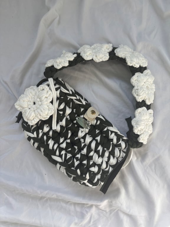 Crochet Shoulder Bag - Khaki, Black And White - Floral Flower Strap