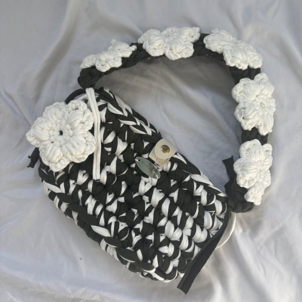 Crochet Shoulder Bag - Khaki, Black And White - Floral Flower Strap