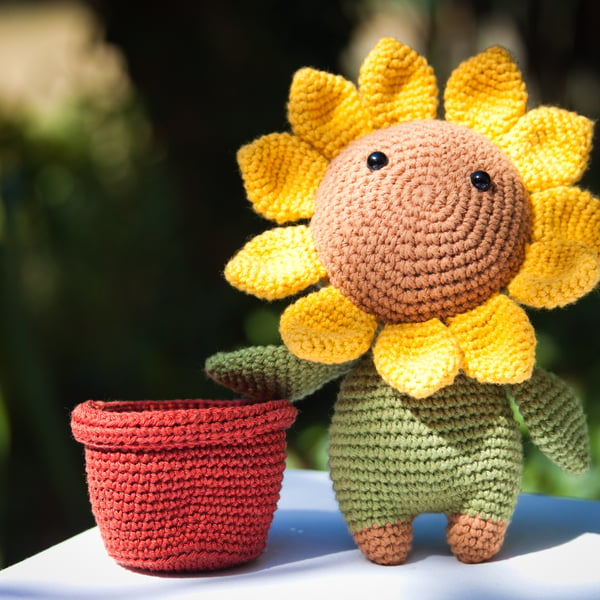 Sunflower Crocheted Handmade Toy Plushie Amigurumi 