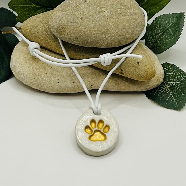 Clay Paw Pendant on Leather Cord – Lapa Oir Pendant: Paws and Bones