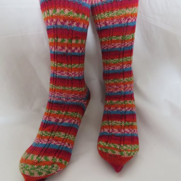 Hand-cranked Knitted Ribbed Wool Socks Size 8 to 9