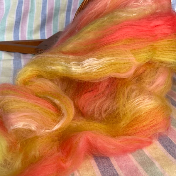 100% Wool Art Batt. Coral & Pear