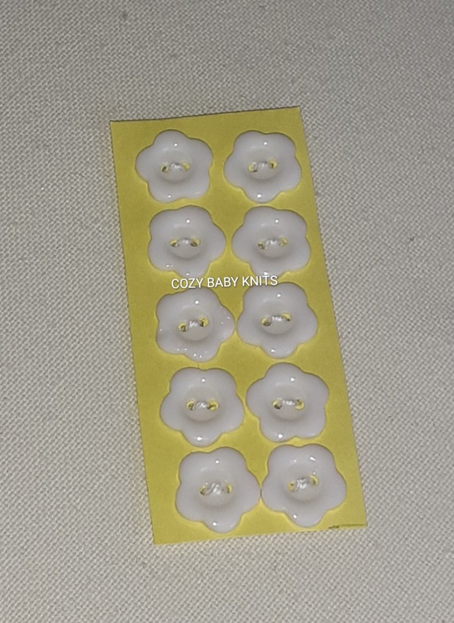 13MM WHITE FLOWER BUTTONS WITH TWO HOLES FOR ATTACHING 