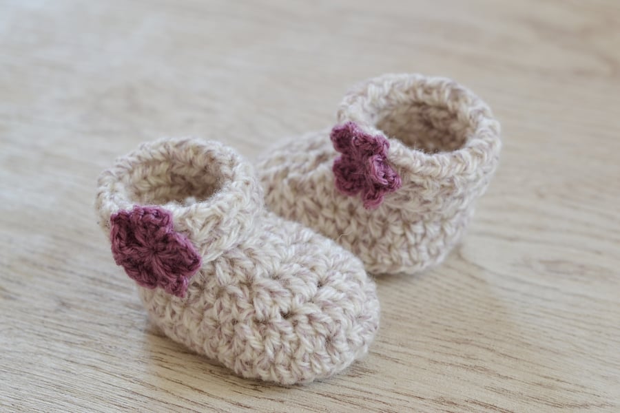  Cream and Soft Lilac Girls Flower Crochet Baby Shoes