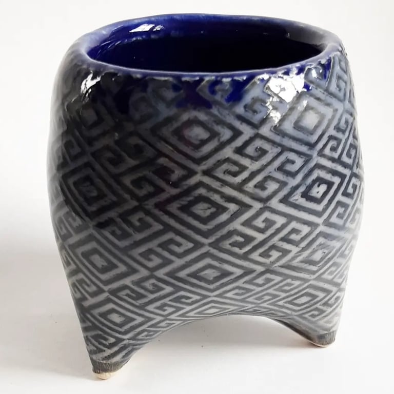 Blue Patterned Three Legged Houseplant Holder 
