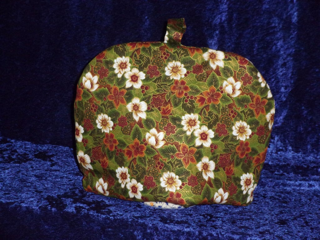 Christmas Rose Large Tea Cosy