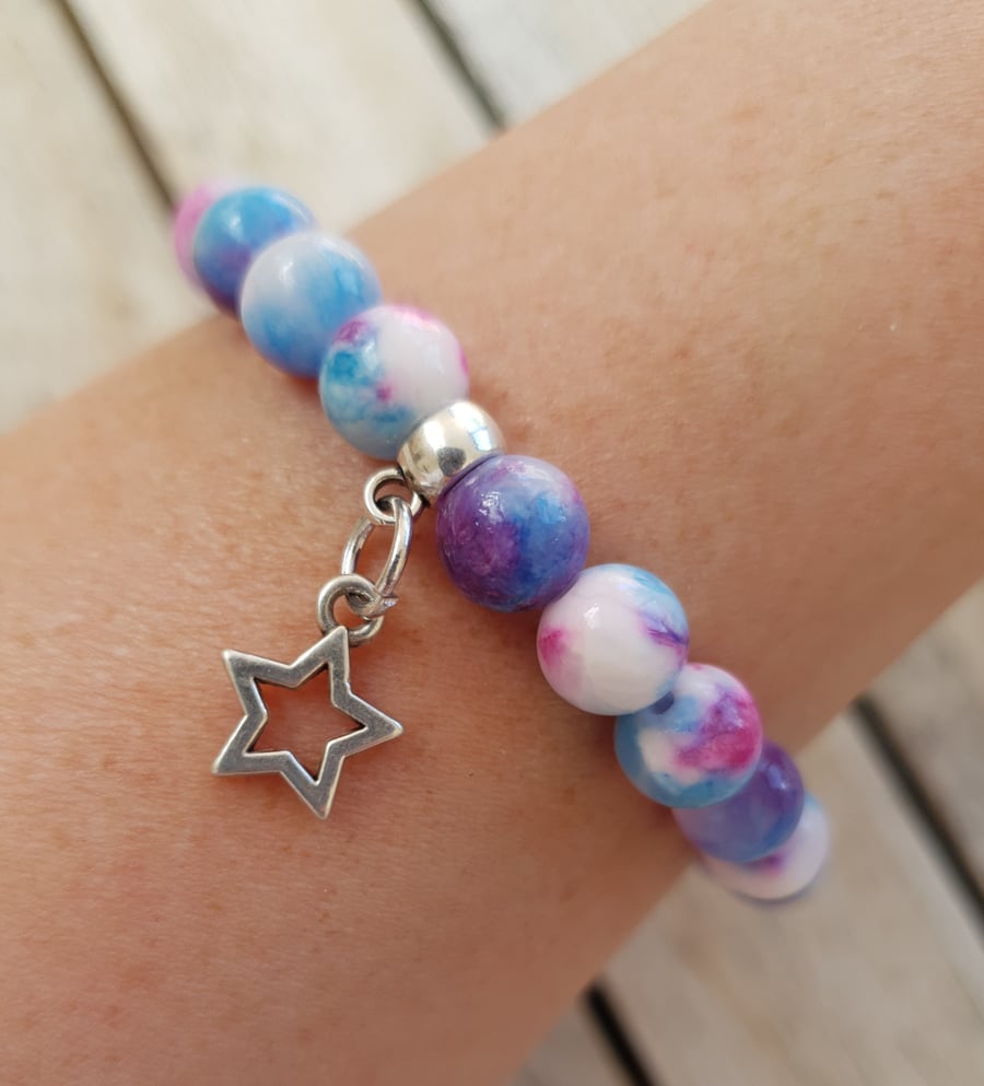 Elasticated Bracelet - Tie Dye Jade with Star Charm