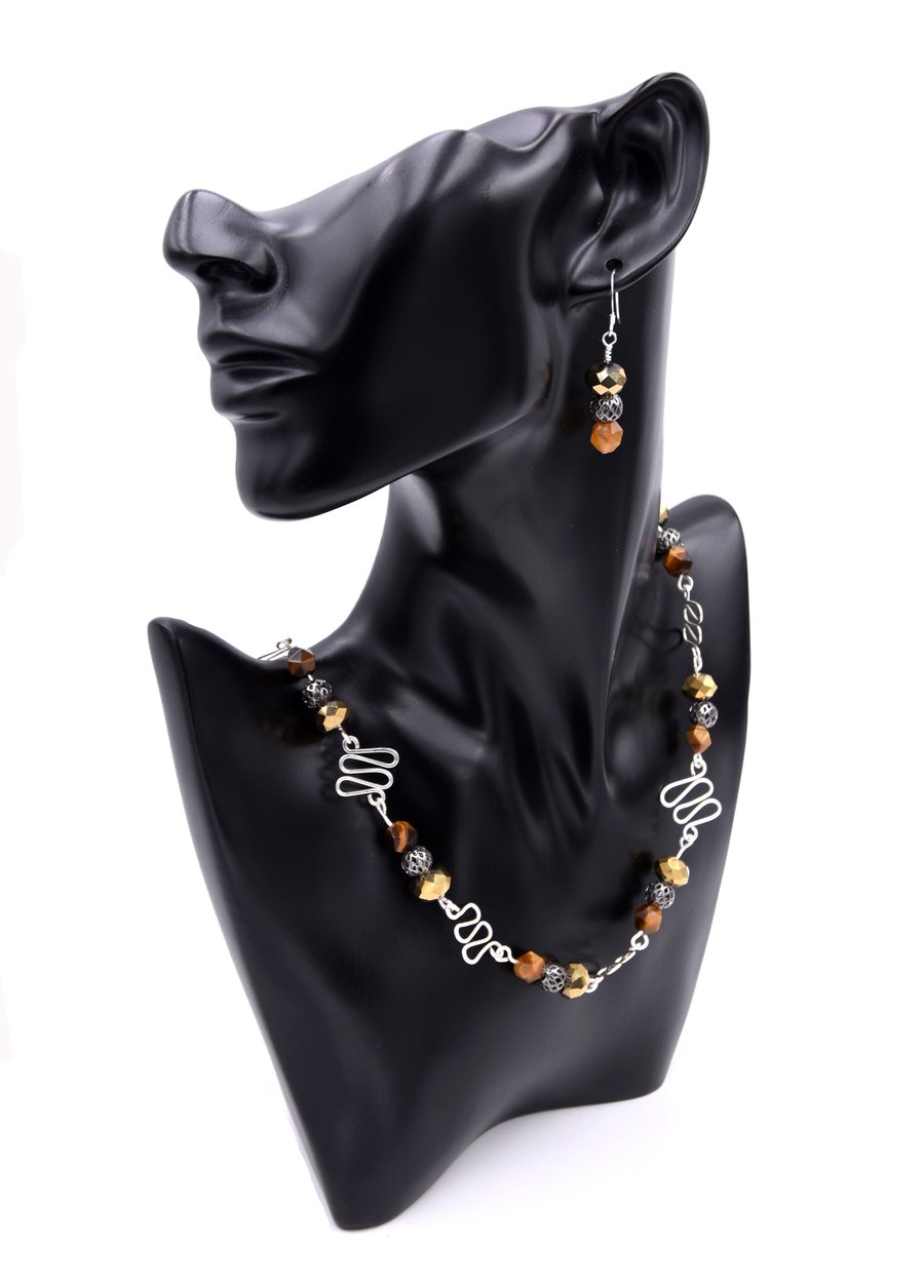 Filigree tiger eye necklace