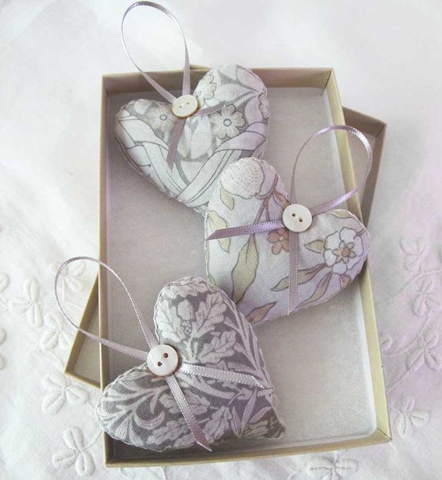 SET OF 3 LAVENDER BAGS - HEART SHAPED, HAND EMBROIDERED, WILLIAM MORRIS