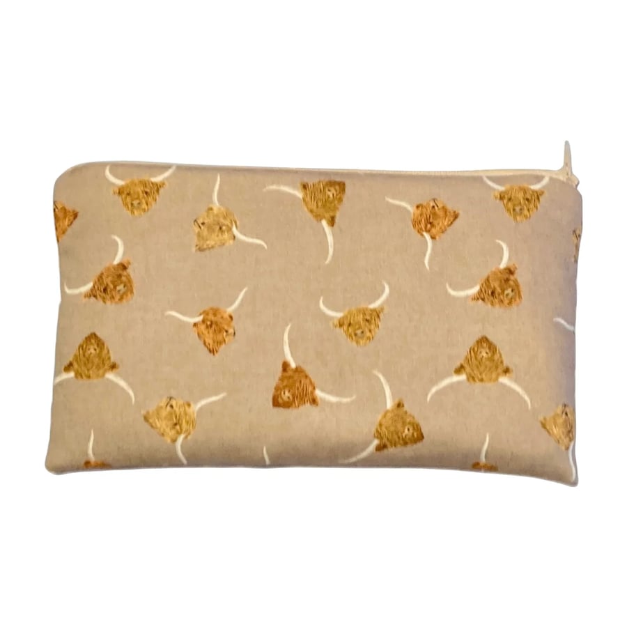 Highland Cows Notions Pouch Pencil Case (Light Brown)