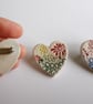 Mini wildflower ceramic brooch - Image 2