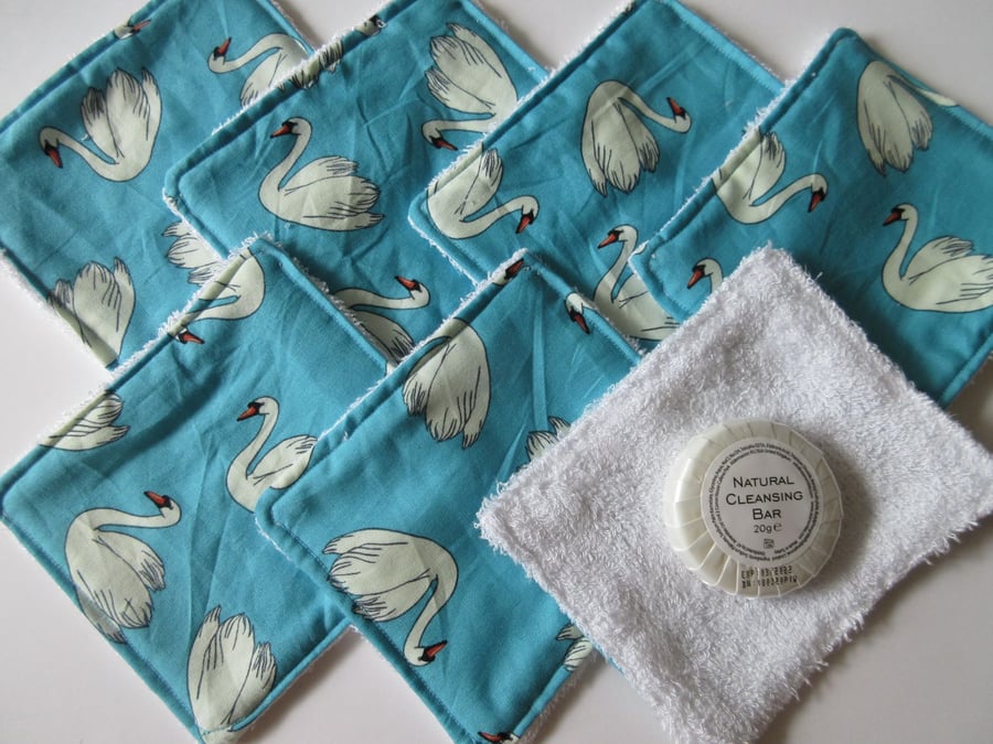 Eco Friendly Bamboo Face Wipes Cleansing Pads Reusable Washable Flannel: Swan