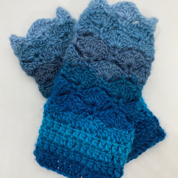 Crochet Fingerless gloves 