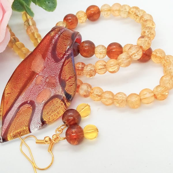 Amber Glass Teardrop Pendant Necklace on An Amber Coloured Beaded Jewellery Set