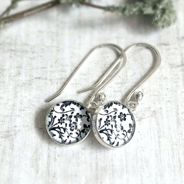 Sterling Silver Floral Illustration Charm Earrings - Silver Flower Earrings