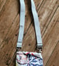 ABSTRACT PRINT WATER COOLER WITH DETACHABLE AND ADJUSTABLE STRAP - Image 3