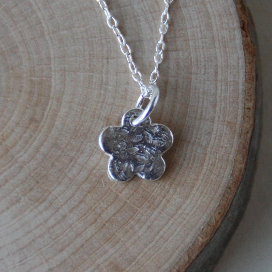 Little silver flower pendant charm necklace