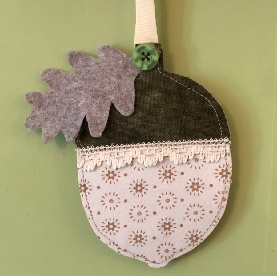 Autumn Acorn hanging decoration, acorn decorations, acorn, fabric acorn, acorn