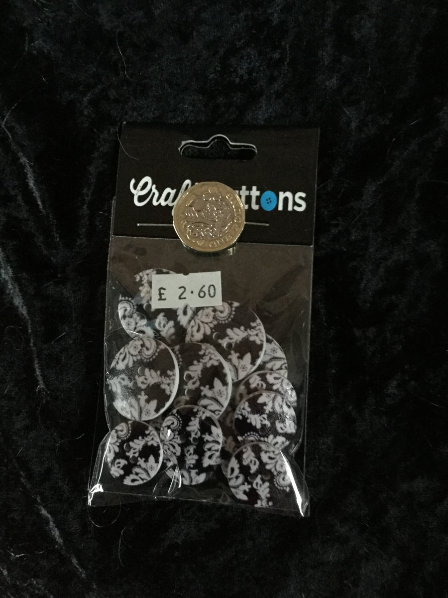 Craft Buttons Black Paisley (N.25)