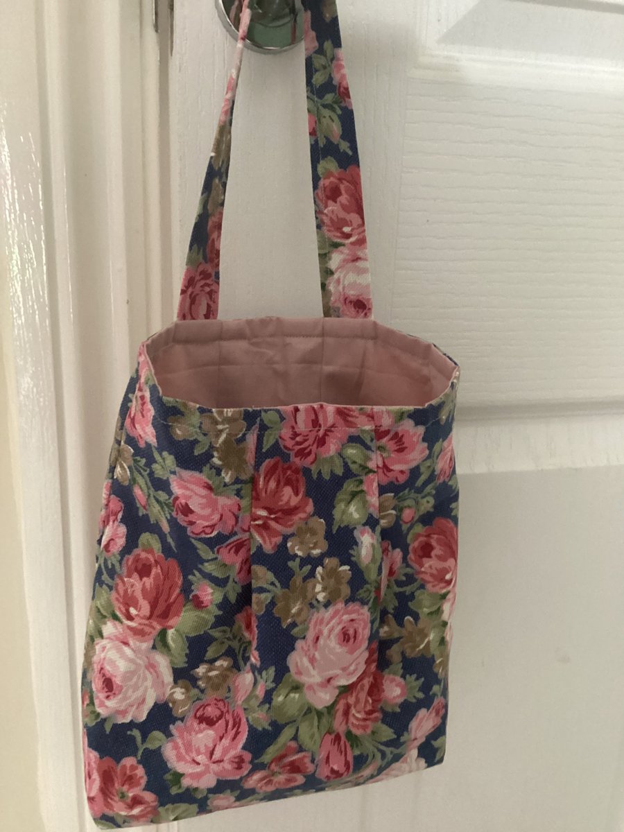 Hanging basket, peg bag