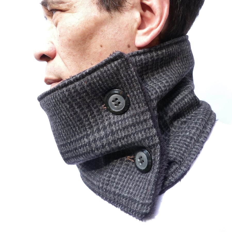Men's Neckwarmer - Black and Grey Plaid
