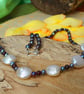 Pearl necklace with garnets - Freshwater pearls and gemstones - Silver Hooks - Image 5