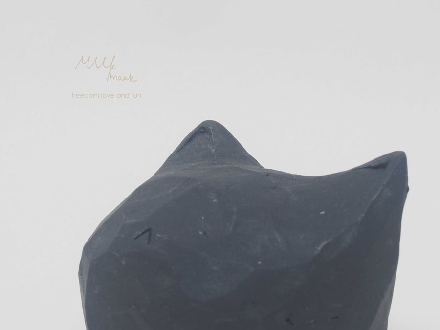 Meow Ball Ceramic Aroma Diffuser - Black