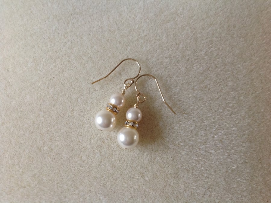Cream pearl crystal and 14k gold filled earrings.