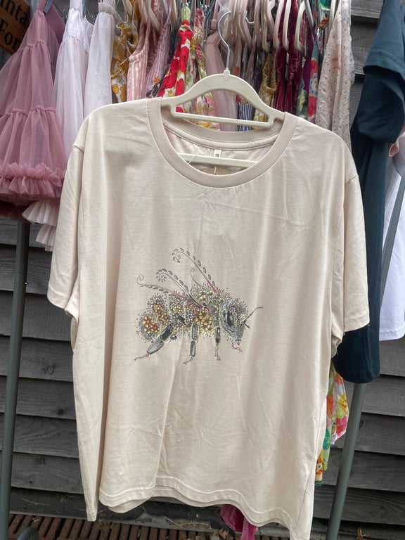 Honey Bee T Shirt 18