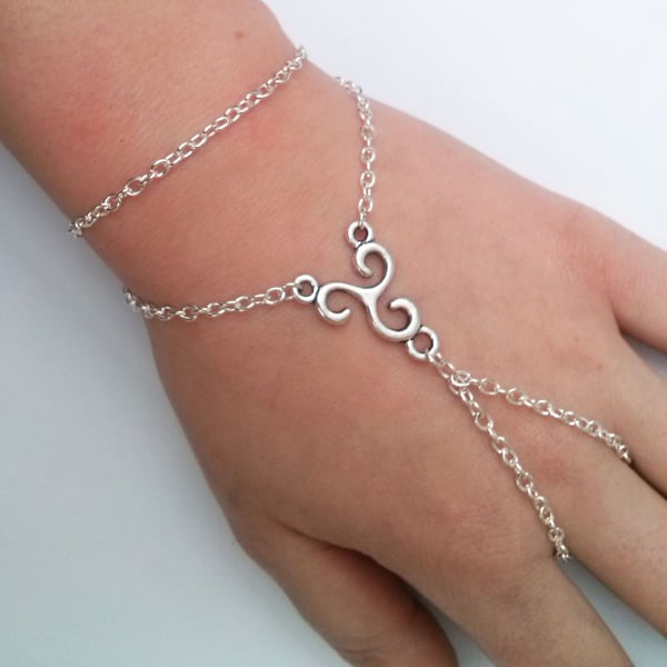 Silevr Plate Triskelion Triskele Hand Harness Slave Chain Bracelet