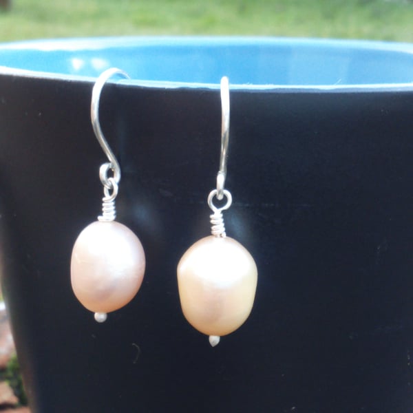 Pearl and sterling silver earrings