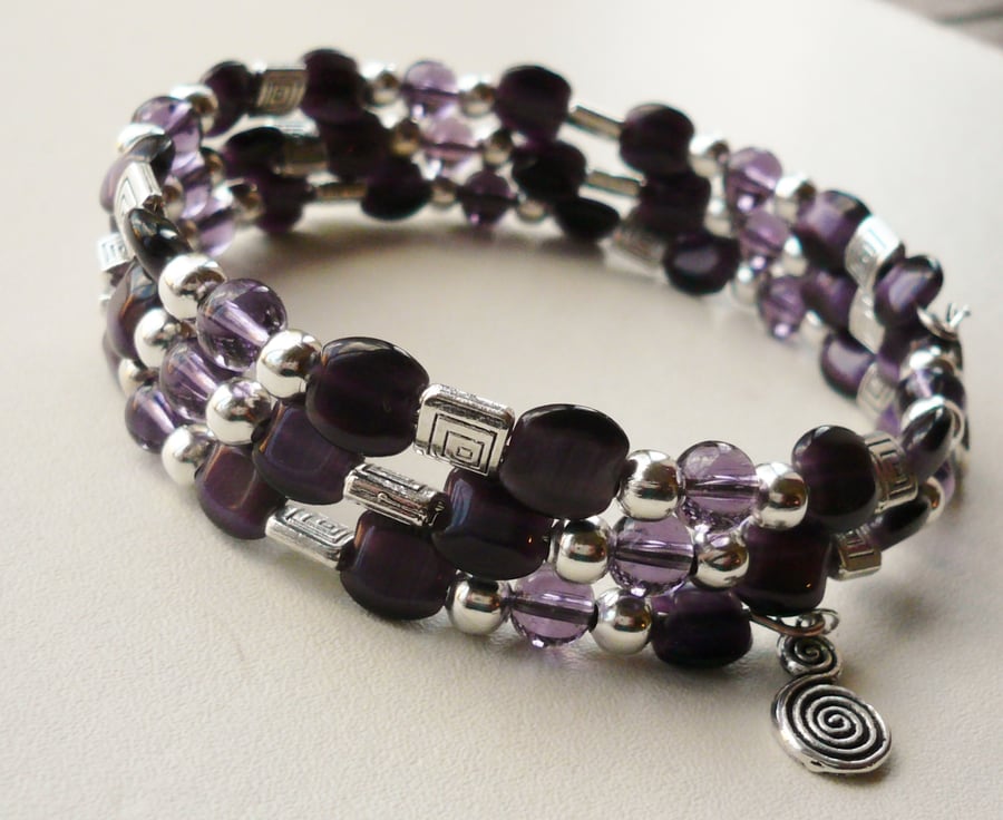 Purple Cat's Eye Bead Wrap Around Memory Wire Bracelet   KCJ949