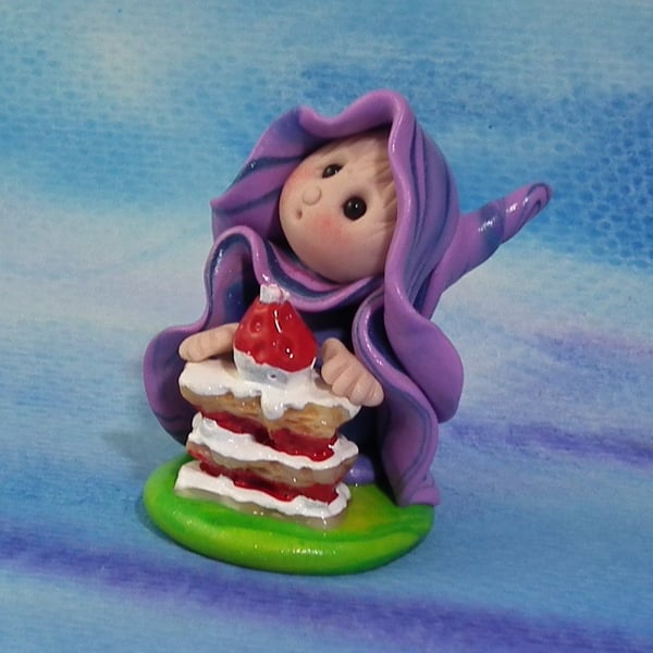 Tiny Garden Party Gnome 'Lindy' with cream cake OOAK Sculpt Ann Galvin