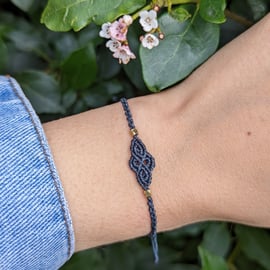 Macrame women's bracelet in storm blue
